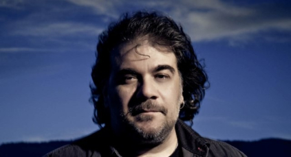 Δημήτρης Σταρόβας 